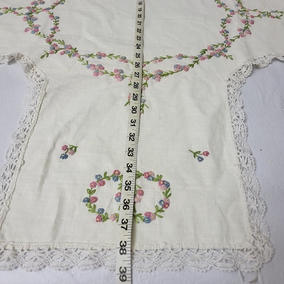 Vtg Hand Embroidered Floral Linen Table Cover Topper Cross Shaped Table Lace